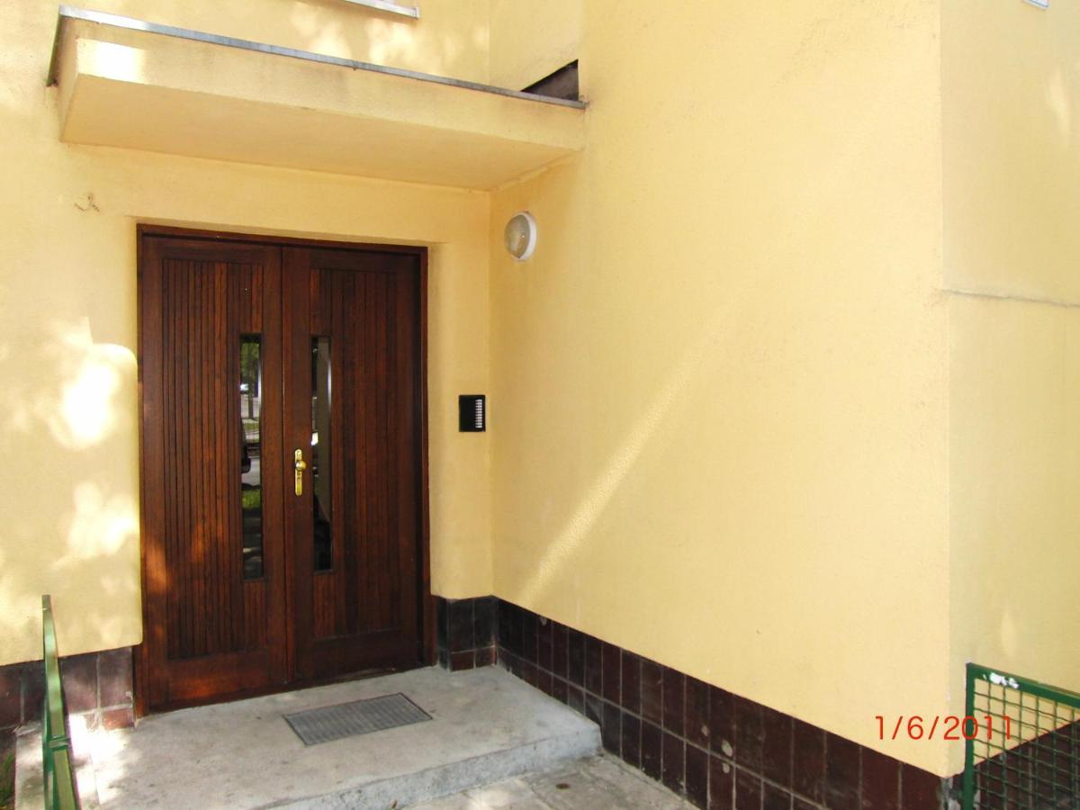 Pokoje Goscinne Jaz Warsaw Exterior photo